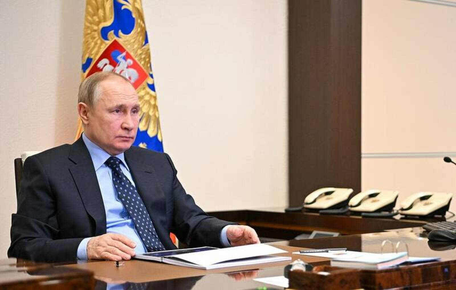 Путин анонсировал увеличение МРОТ, прожиточного минимума и зарплат бюджетников