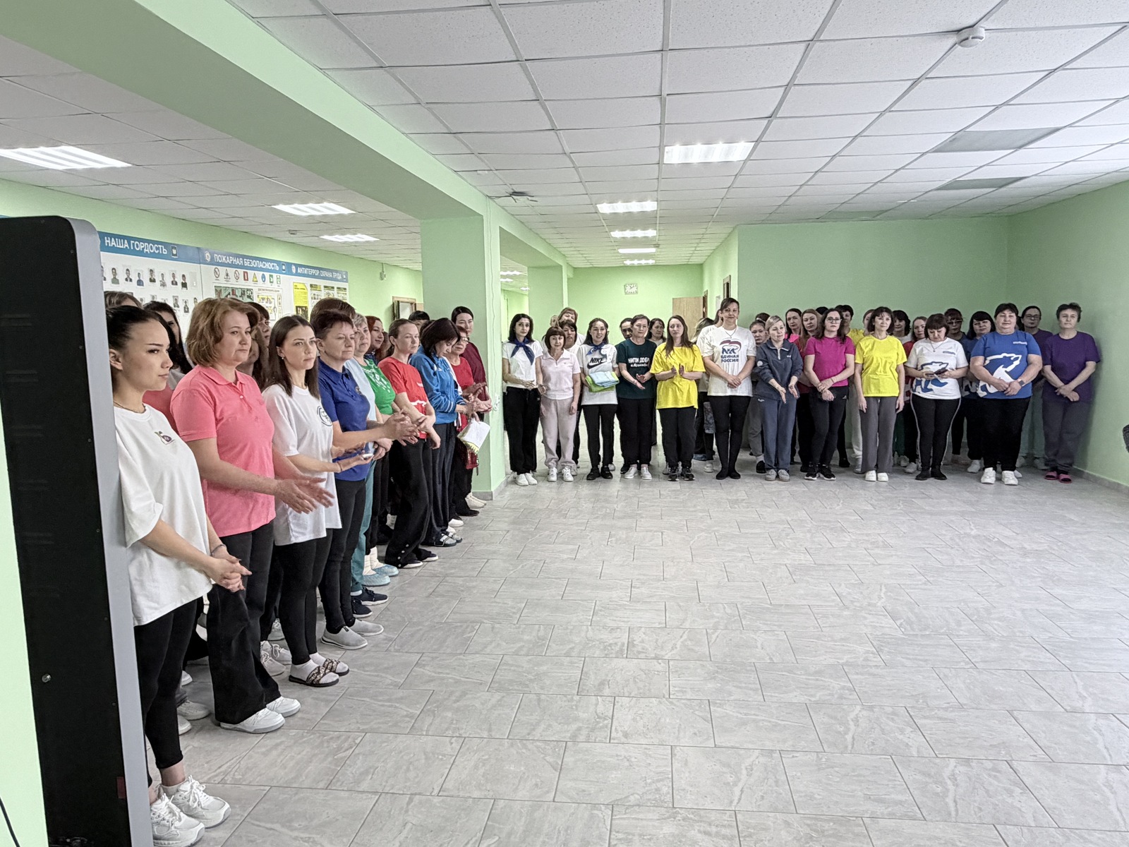 Собрались подруги и состязались