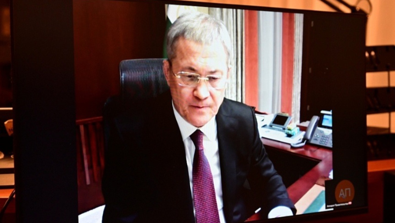 Радий Хабиров принял участие в заседании комиссии по делам несовершеннолетних