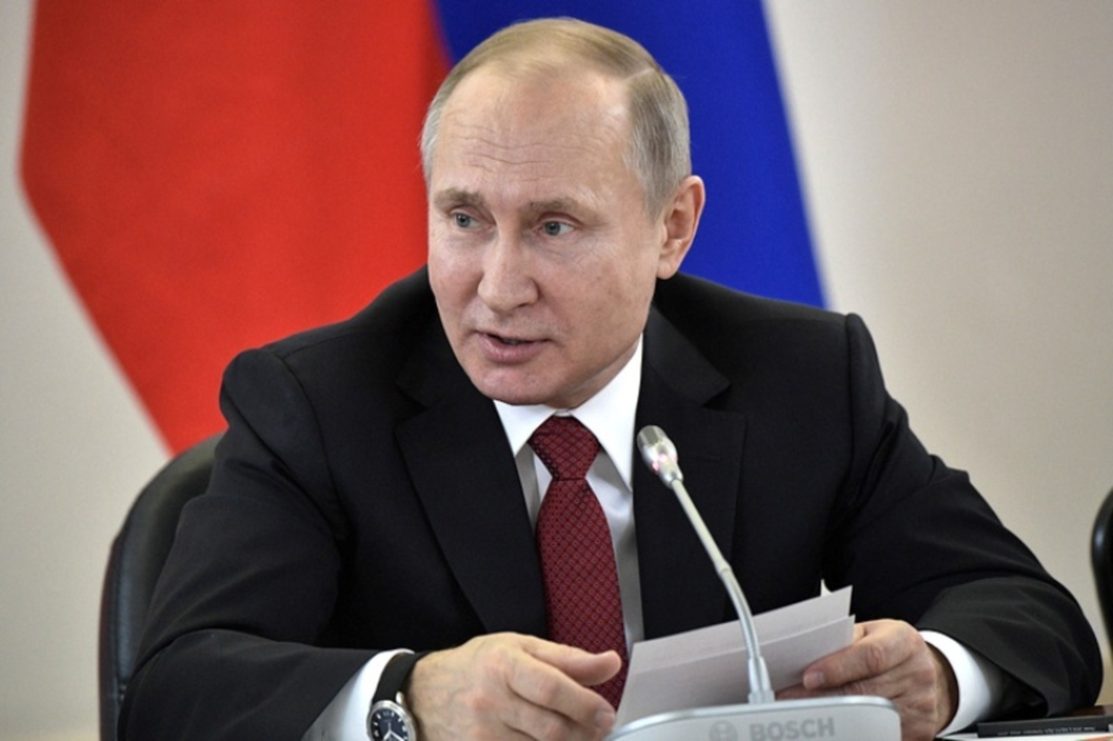 Путин приравнял добровольцев к военнослужащим со всеми льготами