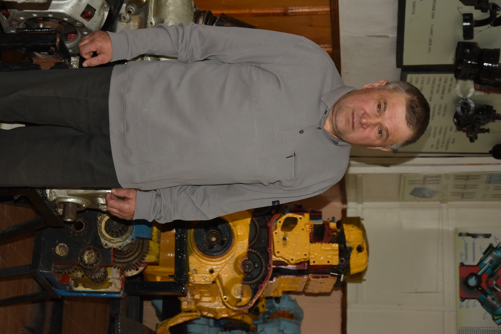 Мастер, который учит понимать машины