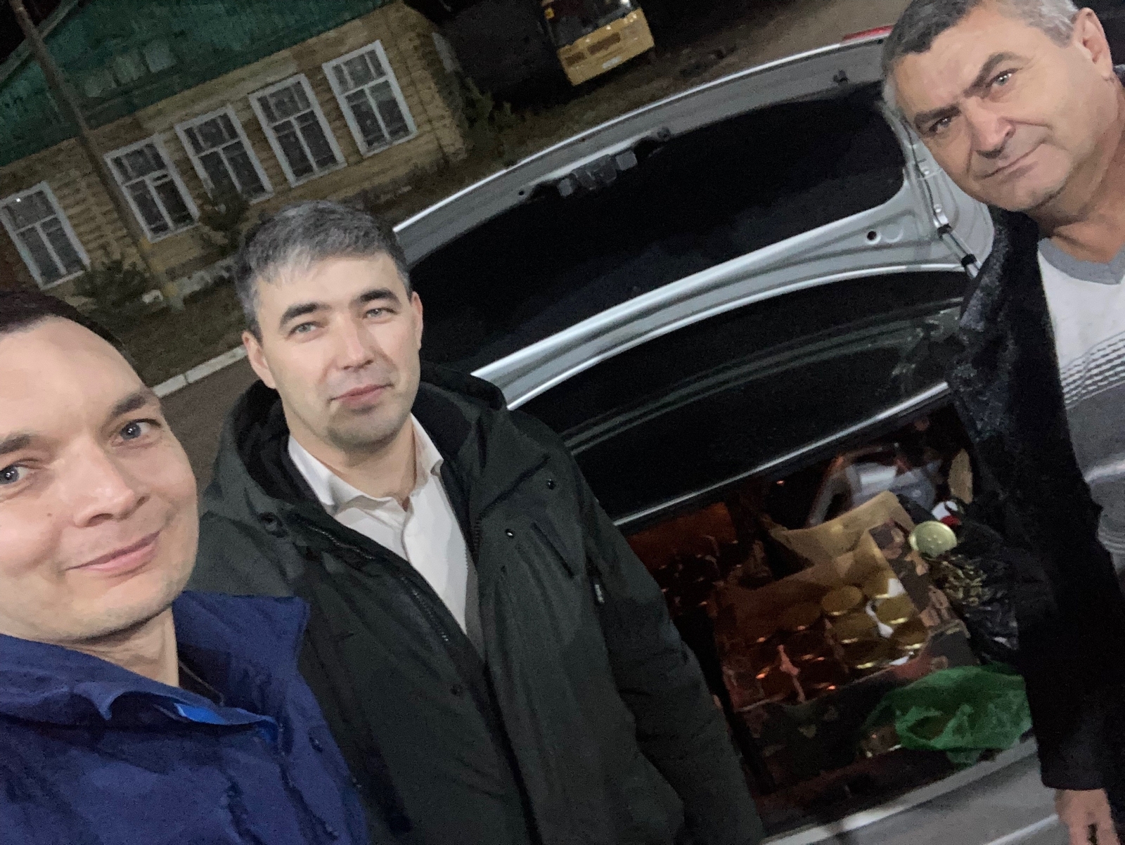 Поможем бойцам вместе!