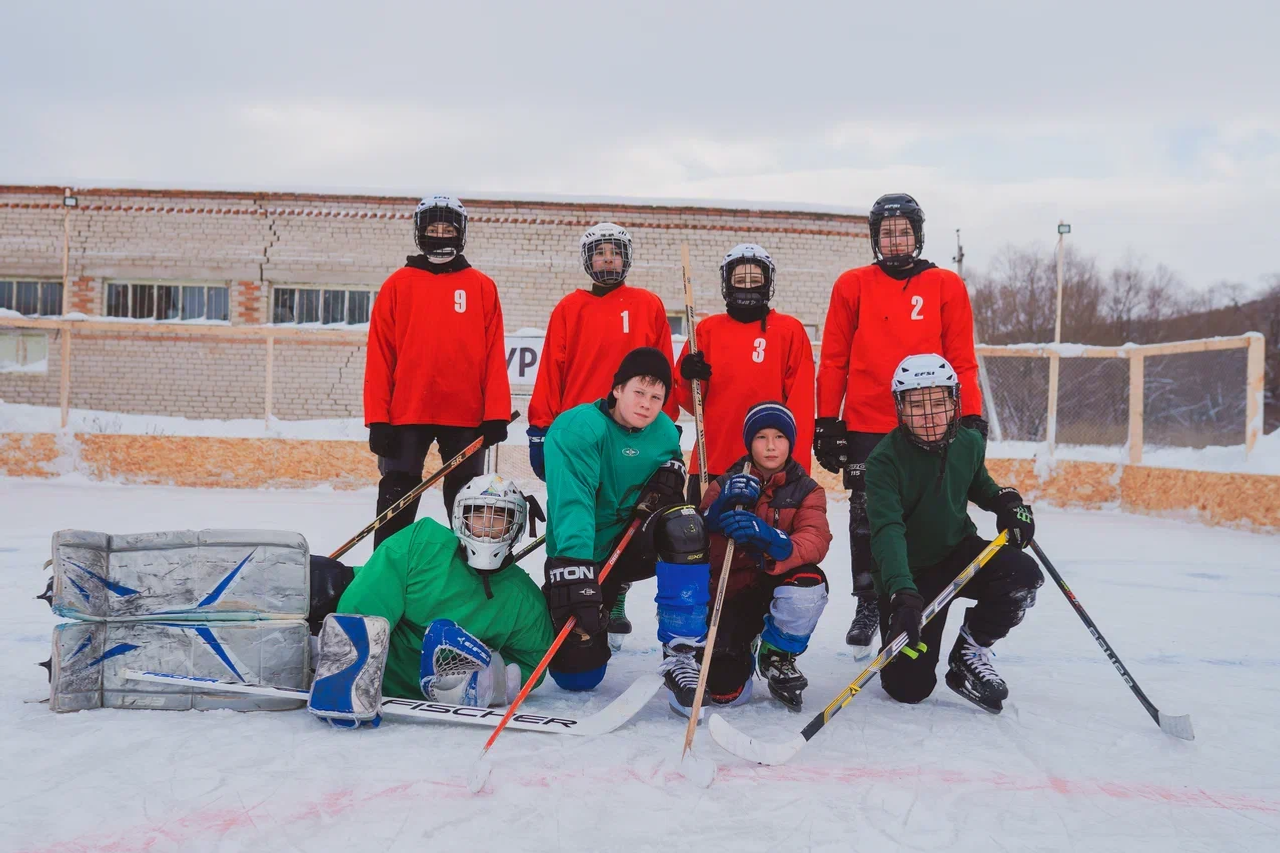 Настало время Зур хоккея!