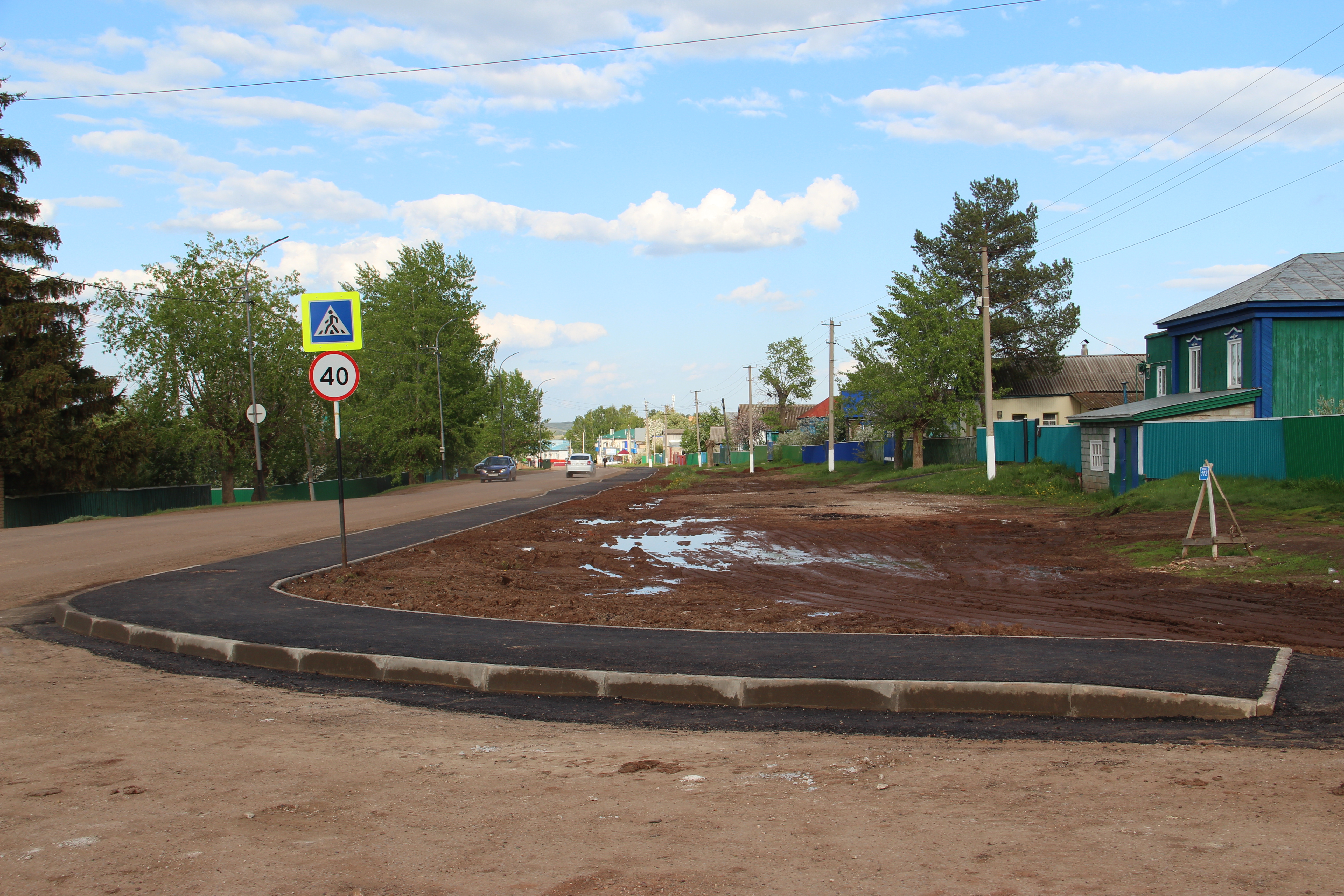 Новый тротуар на улице Ленина райцентра