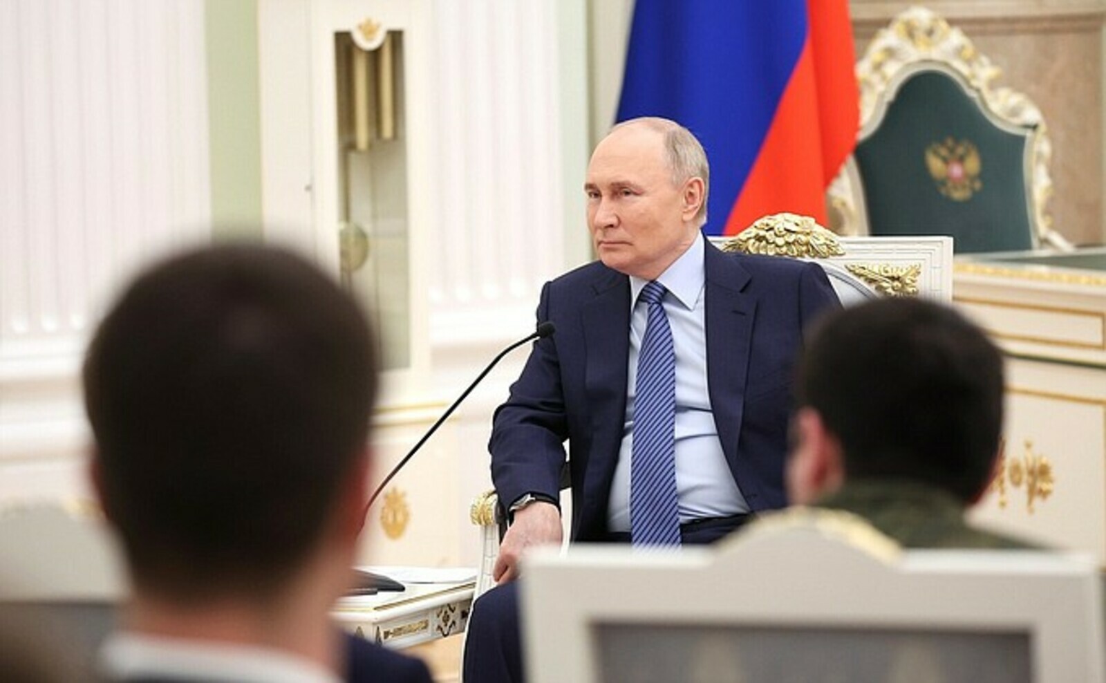 Владимир Путин провёл встречу с победителями конкурса управленцев «Лидеры России»