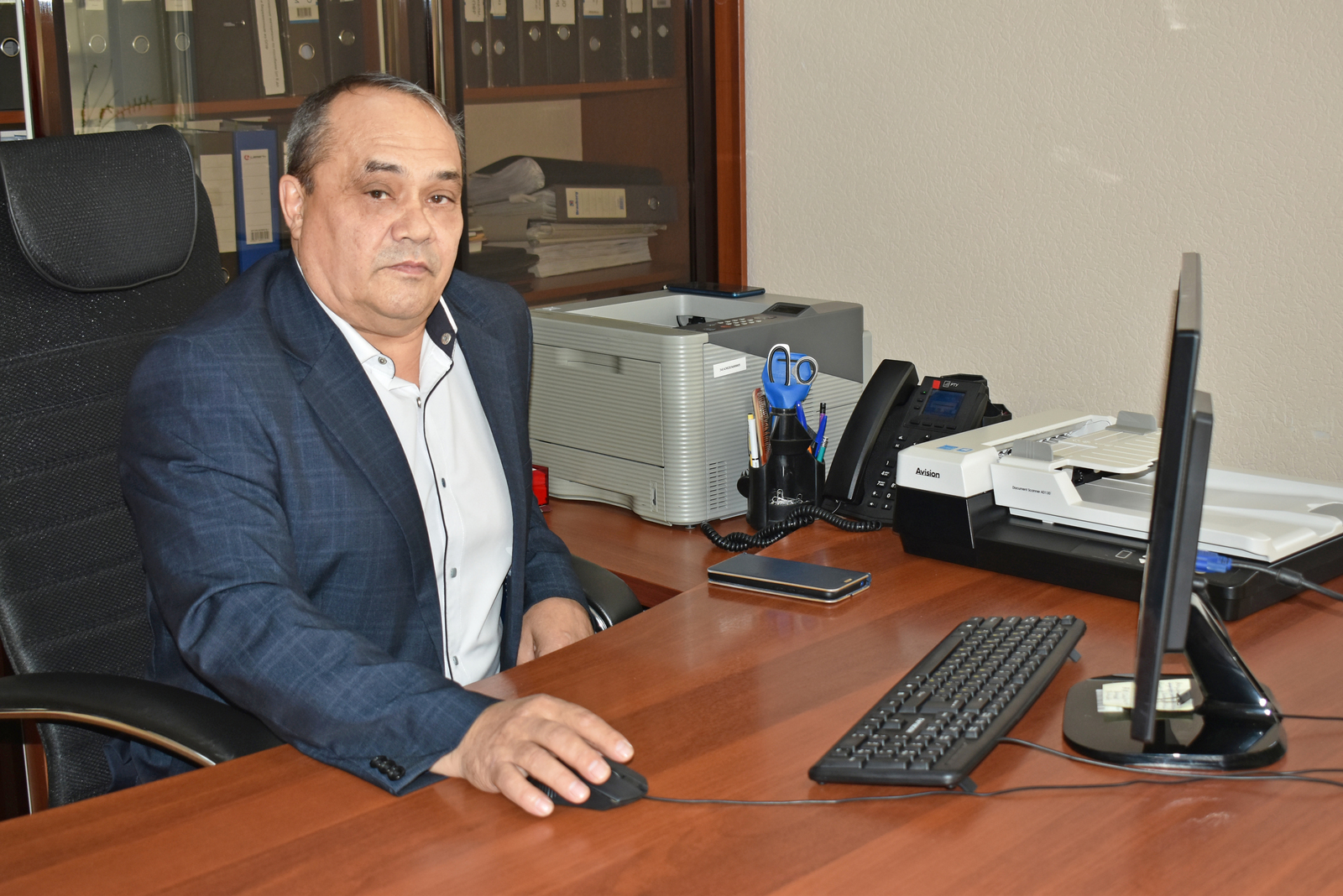 Профессионален, компетентен и чуток к людям